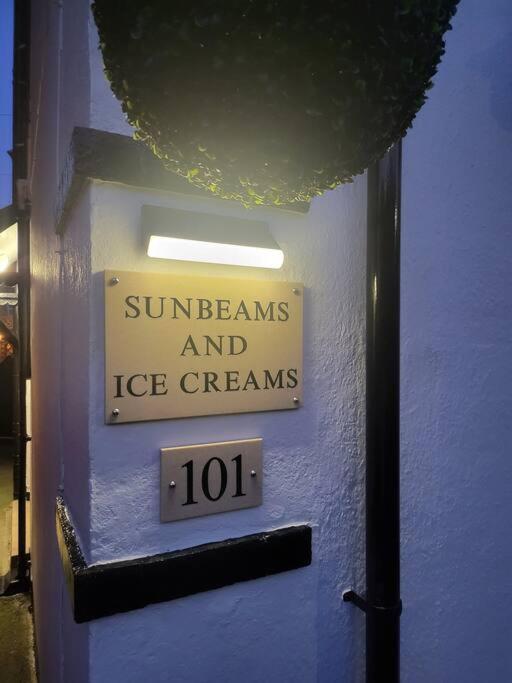 Sunbeams And Ice Creams Villa สการ์โบโรห์ ภายนอก รูปภาพ
